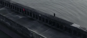 英国跑酷队利用无人机拍摄运动画面