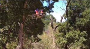 可实现全自动避障飞行的无人机Skydio