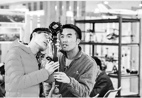 无人机上放飞创业梦想