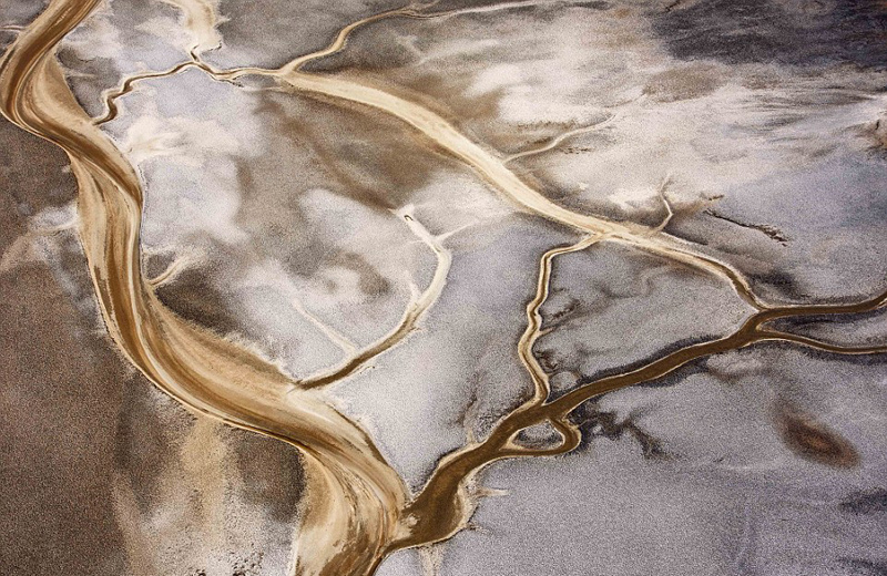 美国飞行员高空航拍死亡谷 震撼人心