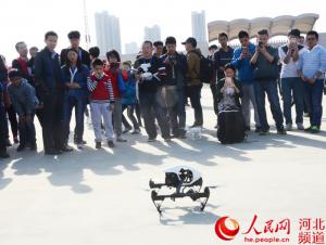 石家庄举办大疆无人机训练营 爱好者"试飞"呼过瘾