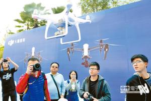 台媒：大陆力推无人机 2016将成爆发元年