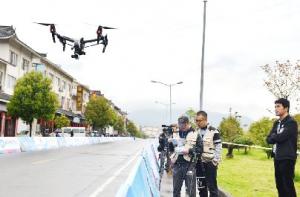 本报首次启用无人机航拍