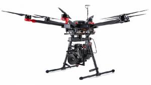 大疆发布全新六轴无人机和飞行云台 