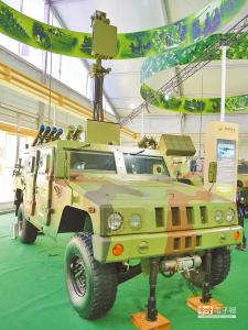 无人机结合飞弹 陆曝CH-901细节