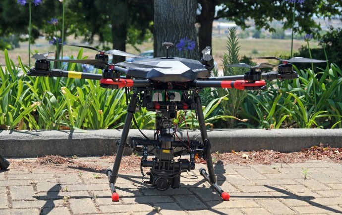 Pro-Drone：用无人机维护风力涡轮机