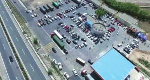 甘肃首次启用无人机对环兰高速重点路段开展路面执法管理