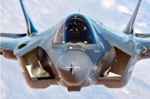 这就是UFO的雏形机 在地面上打个滚就飞起来了