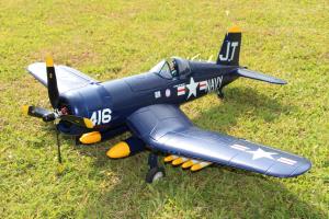 优雷特 F4U-4
