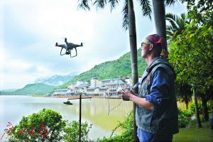 无人机“探”英德云海美景