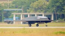 国产利剑隐身无人机疑通过验收 或将上航母