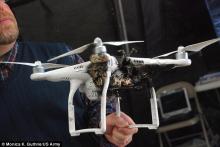 美军曝新型激光武器细节 击毁无人机与笔记本电脑