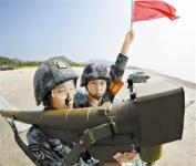 高炮精准撕碎无人机