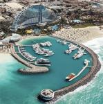 外出旅游 无人机航拍记录新高度