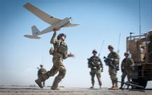 无人机‘险撞‘空客A380 这些人是怎么做到的？