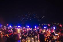 多彩悉尼，英特尔无人机灯光秀降临袋鼠国