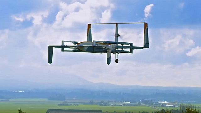 亚马逊无人机新专利：未来包裹或将投递至路灯杆