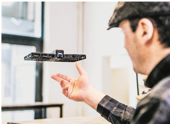 挖掘掌上无人机火爆背后的逻辑