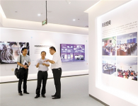 青岛交警首次用无人机查酒驾 网友点赞超10万