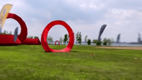 全美无人机竞赛拉开大幕