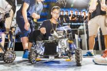 机器人“大战”无人机