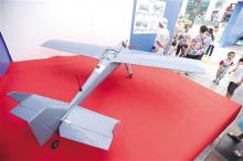 全国测绘法宣传日 市民体验无人机无人船测绘