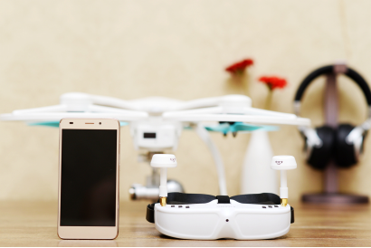 荣耀5C和亿航无人机结合，带来VR飞行视觉盛宴