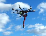 无人机与机械臂结合 做空中智能机器人