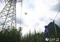 崇左供电局：故障点查找无人机立新功
