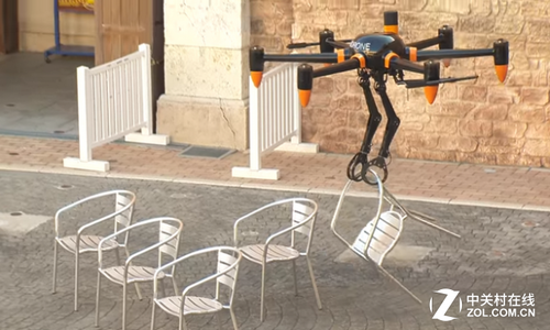 空中抓重物轻而易举 双臂无人机亮相