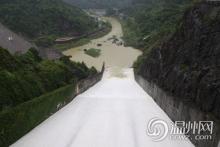 瓯海泽雅水库开闸泄洪 无人机出动展开立体巡查