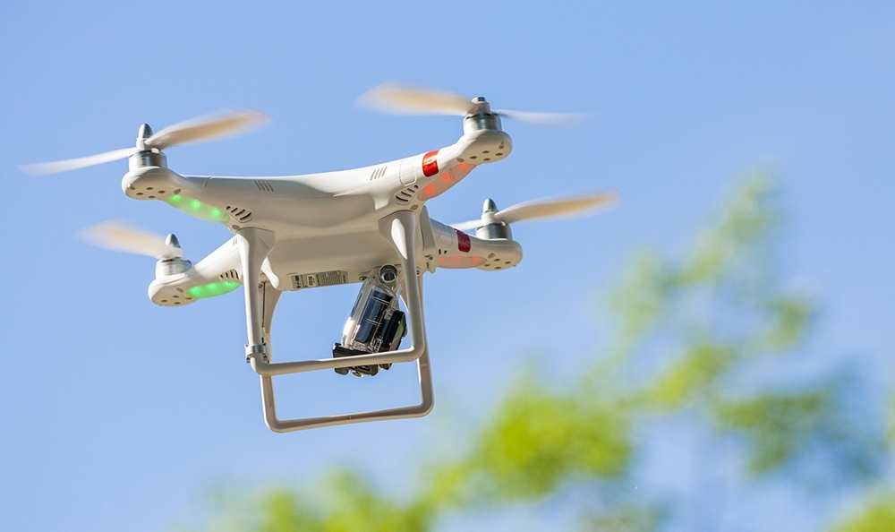 为应对多种风险 国内加快探索无人机保险