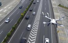 无人机抓拍交通违法 江苏沿江8市建无人机分队