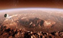 火星上发现数个巨大的洞口，NASA派无人机侦察，可隐藏生命