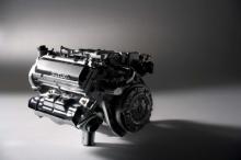 日企研发汽油发动机无人机 载重15kg续航2小时