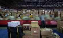 双十一"爆仓"压力山大 无人机能否力挽狂澜？