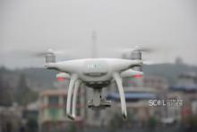 广元首架无人机“交警”上岗 首日发现2处拥堵点