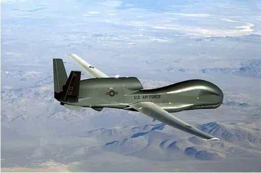 诺斯罗普·格鲁门庆祝其全球鹰无人机飞行15周年