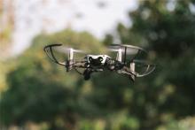 火力全开：当王牌飞行员遇上战斗无人机Parrot Mambo