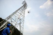 无人机助力广东电网公司开展架空输电线路验收工作