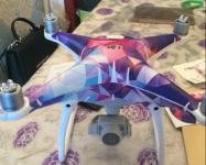 无人机也能玩出个性，十几块的贴纸就能变得创意十足