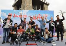 起飞！拍摄！无人机编队翱翔广州南沙天空