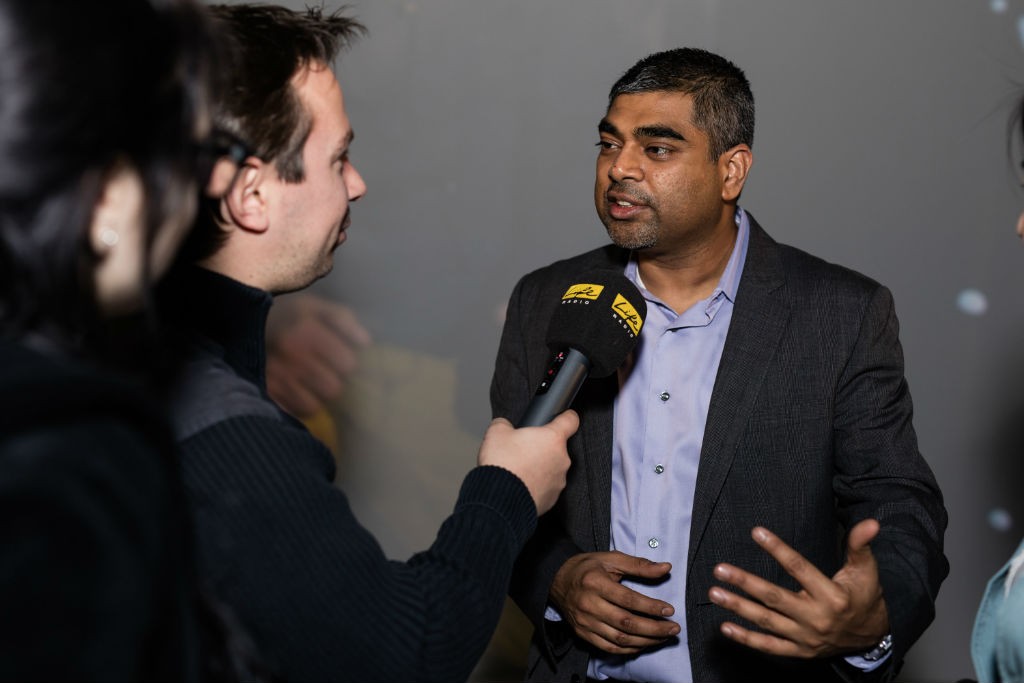 派300驾无人机助阵Lady GaGa超级碗演出，英特尔为何对无人机如此着魔？