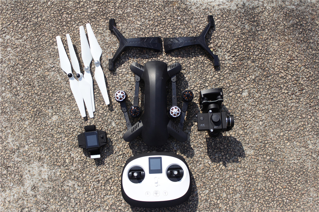 仅需一部手机的价格，就能容易试玩起飞的无人机，你感兴趣吗？