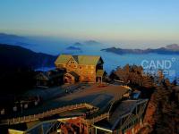 飞客汇聚西岭雪山 无人机探寻成都之巅