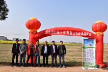 科技下乡助春耕 天鹰兄弟植保无人机引关注