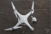 美一男子因操作无人机坠落撞伤女子：被判监禁30天