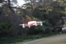 神奇：3000元以下无人机 5种自拍模式 可折叠随身带