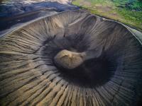 无人机视角下的冰岛绝景