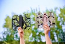 会飞的傻瓜式“照相机”，4K智能时光无人机搅局面世